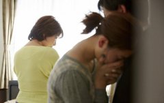 当丈夫被诊断为“不能生育”，妻子的意外怀孕让亲