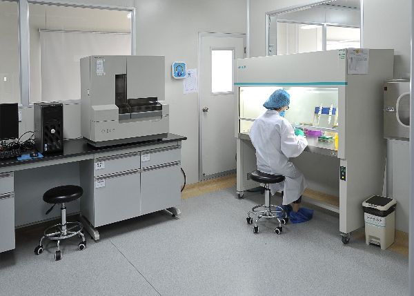 价格从几百到几千不等，亲子鉴定的费用究竟为何差异这么大？